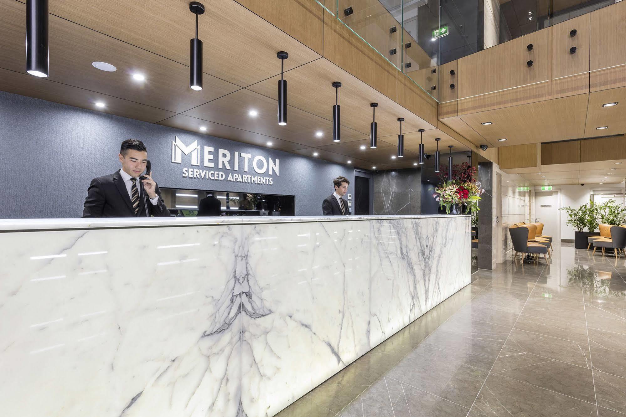 Meriton Suites North Сидней Экстерьер фото